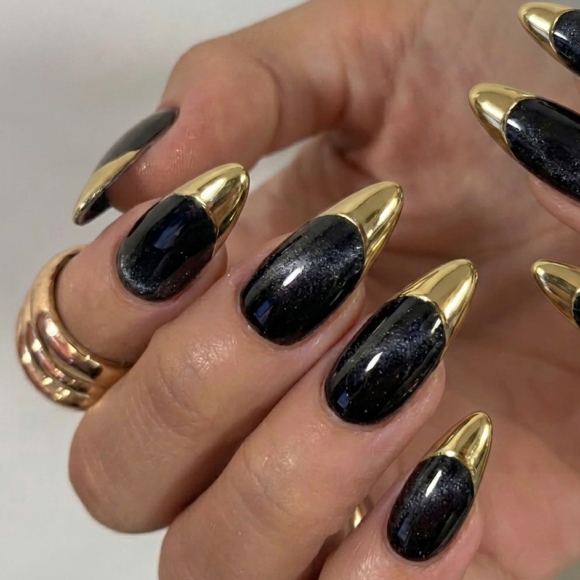 Black Gold Nail Art